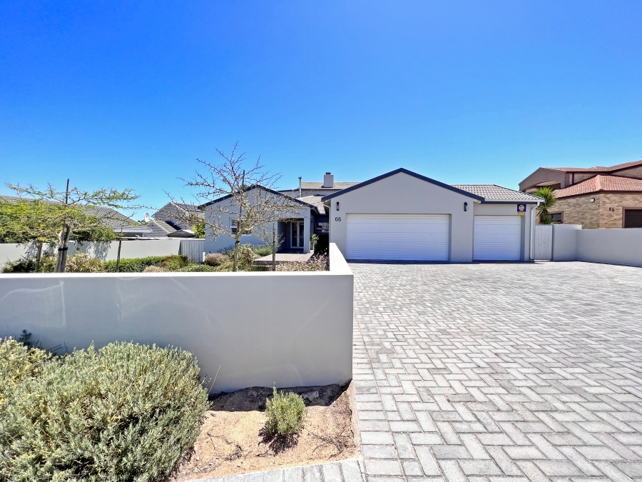 4 Bedroom Property for Sale in Myburgh Park Western Cape